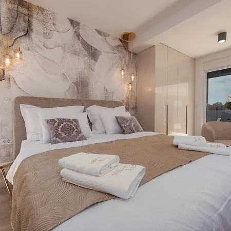 Villa Beautiful Tyara *